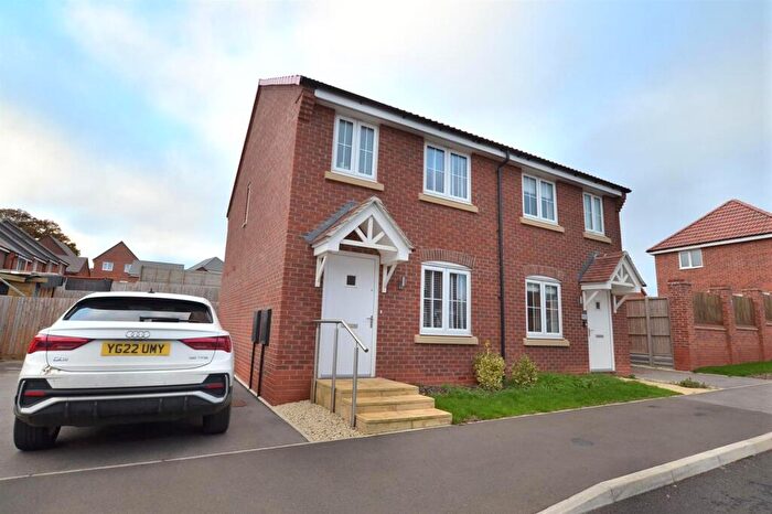 2 Bedroom Semi-Detached House For Sale In Kempson Close, Sileby, LE12
