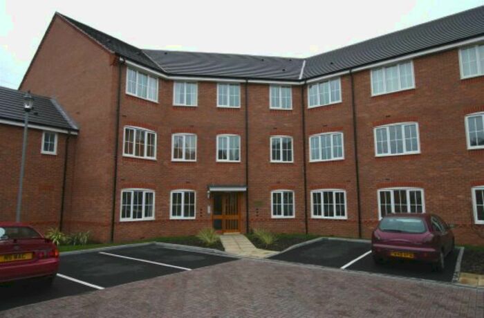 2 Bedroom Flat To Rent In Ashwood Close, Oldbury, B69