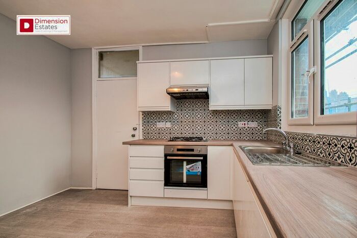 3 Bedroom Flat To Rent In Banister House, Homerton High Street, London, E9