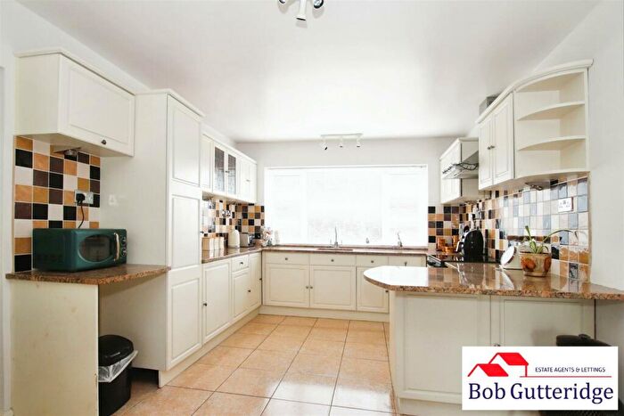 3 Bedroom Detached House For Sale In Hartington Street, Wolstanton, Newcastle, ST5