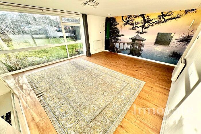 2 Bedroom Apartment To Rent In Wolverhampton Road, Oldbury, B68