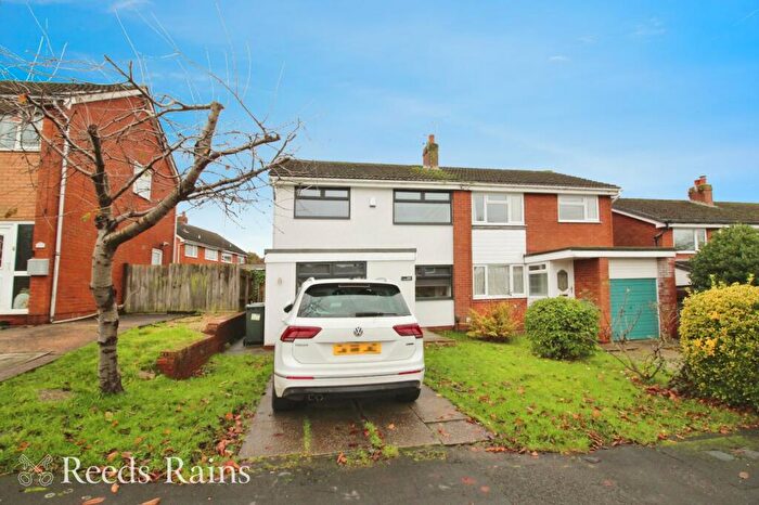 3 Bedroom Semi Detached House For Sale In Collingwood Road, Chorley, Lancashire, PR7