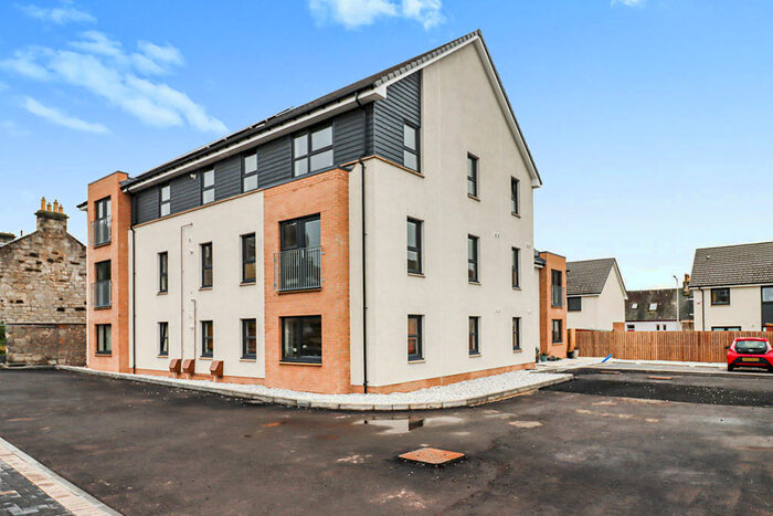 2 Bedroom Flat To Rent In Westfield Grove, Dunfermline, KY12