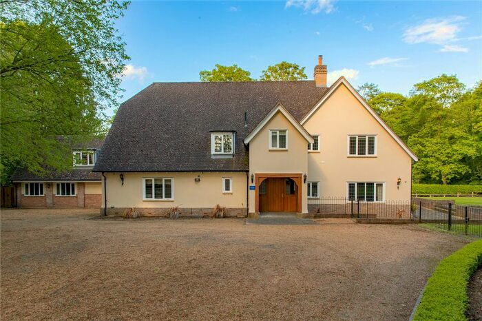 6 Bedroom Detached House For Sale In Duchess Drive, Newmarket, Suffolk, CB8