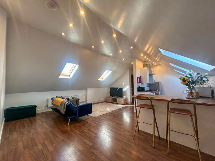 2 Bedroom Flat For Sale In Fletton Avenue, Peterborough, PE2