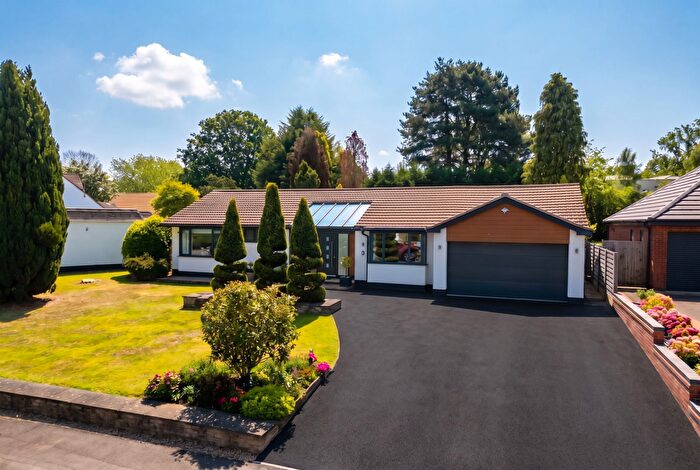 4 Bedroom Detached Bungalow For Sale In Endwood Drive, Solihull, B91