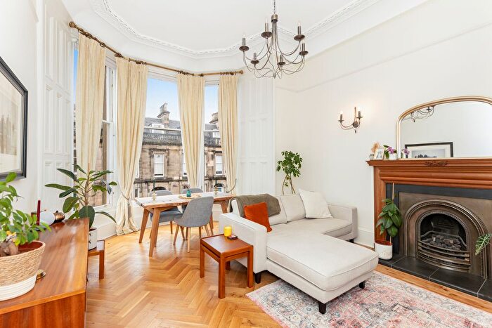 2 Bedroom Flat For Sale In / Coates Gardens, Haymarket, Edinburgh, EH12