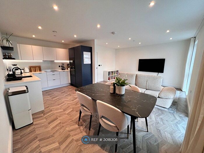 2 Bedroom Flat To Rent In Station Road, Sidcup, DA15