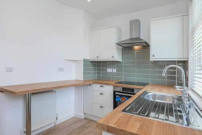 1 Bedroom Flat To Rent In Hillcrest, Carmunnock, Glasgow, G76