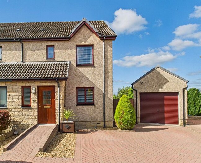 3 Bedroom Semi-Detached House For Sale In David Douglas Avenue, Scone, Perth, PH2