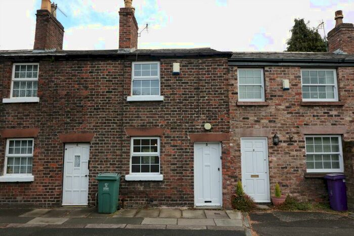 2 Bedroom House To Rent In Rose Brow, Gateacre, L25