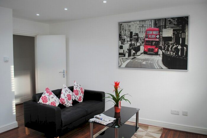 1 Bedroom Flat To Rent In Bethnal Green Road, Bethnal Green, E2