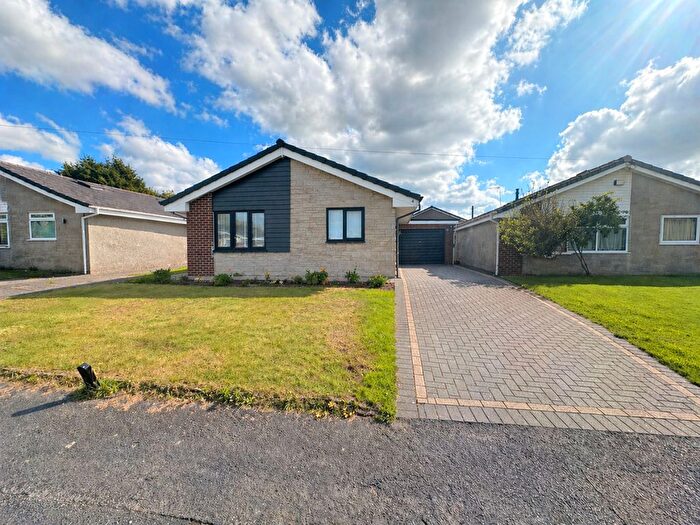 2 Bedroom Detached Bungalow For Sale In Ingleton Close, Holmes Chapel, CW4