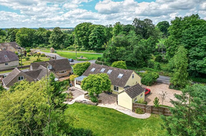 5 Bedroom Detached House For Sale In Hampton Fields, Minchinhampton, GL6