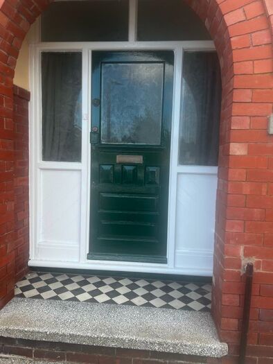 2 Bedroom Flat To Rent In The Gables, Rutherford Road, Maghull, Liverpool, L31