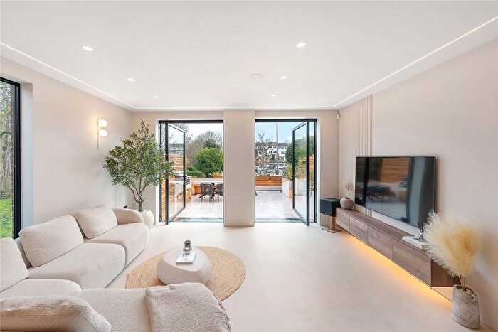 5 Bedroom End Terrace House To Rent In Chiswick Quay, London, W4