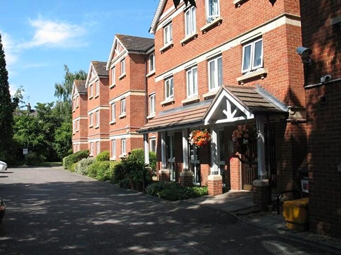 1 Bedroom Flat For Sale In Heron Court Morland Road, Ilford, Redbridge, IG1