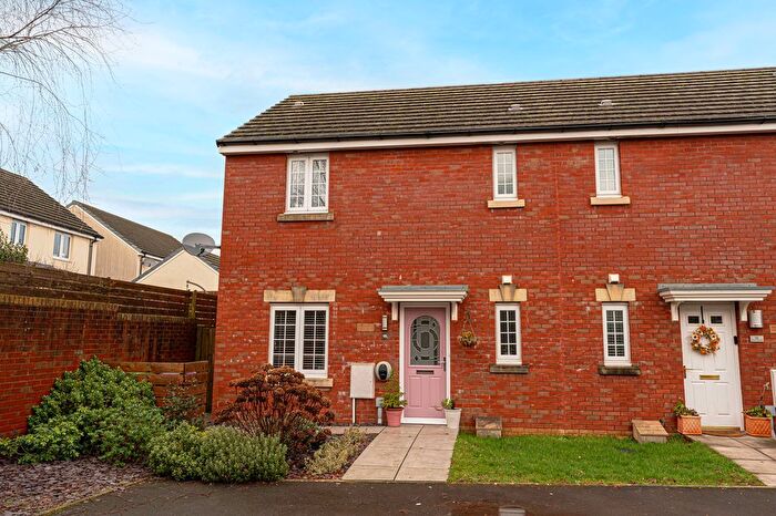 3 Bedroom Semi Detached House For Sale In Parc Panteg, Griffithstown, NP4