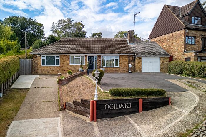 3 Bedroom Bungalow For Sale In Pinewood Road, High Wycombe, Buckinghamshire, HP12