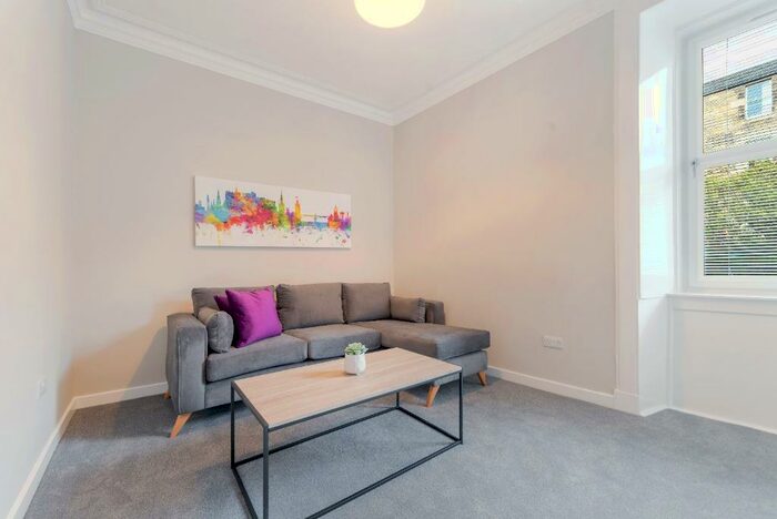 3 Bedroom Flat To Rent In Blackwood Crescent, Newington, Edinburgh, EH9