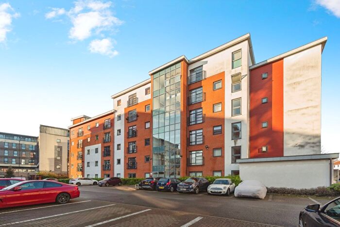 2 Bedroom Flat For Sale In Everard Street, Salford, Lancashire, M5