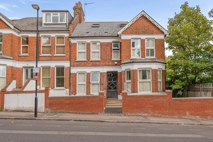 1 Bedroom Flat For Sale In Oakfield Road, London, N4