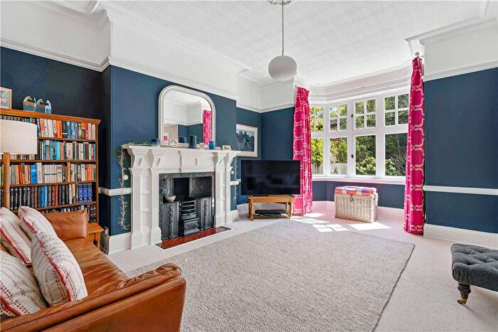 6 Bedroom Terraced House For Sale In The Avenue, York, North Yorkshire, YO30