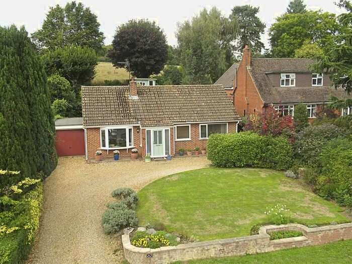 3 Bedroom Bungalow For Sale In High Road, Stapleford, Hertford, SG14