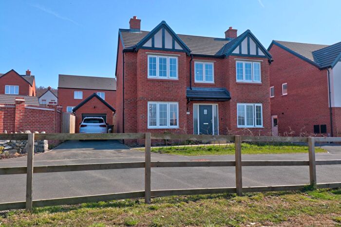 4 Bedroom Detached House For Sale In Emerald Place, Coalville, LE67