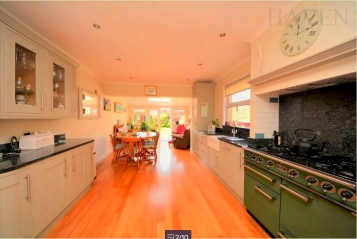 5 Bedroom Terraced House To Rent In Durham Road, East Finchley, N2