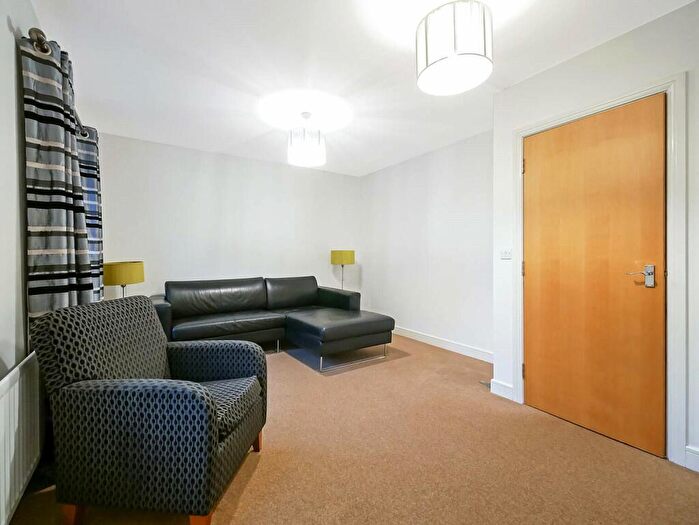 3 Bedroom Terraced House For Sale In Craigend Close, Anniesland, Glasgow, G13