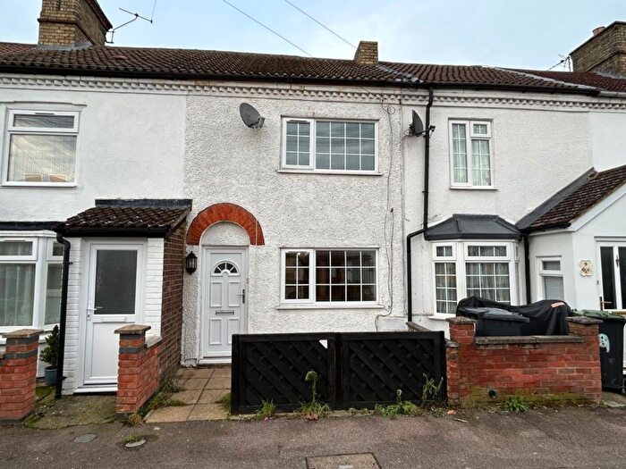 2 Bedroom Property To Rent In Hospital Road, Arlesey, SG15