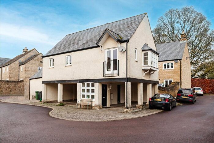 2 Bedroom Apartment For Sale In Barcelona Drive, Minchinhampton, Stroud, Gloucestershire, GL6