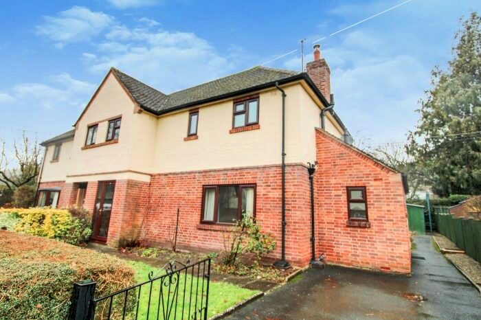 3 Bedroom Detached House For Sale In New Radnor, Presteigne, LD8