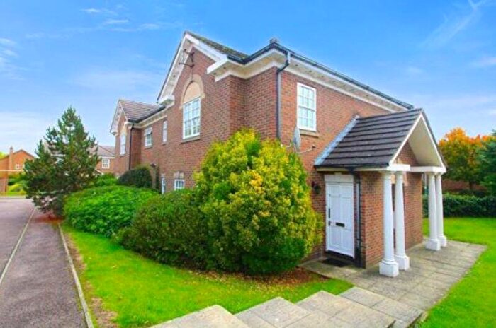 Studio For Sale In Skelton Close, Luton, LU3