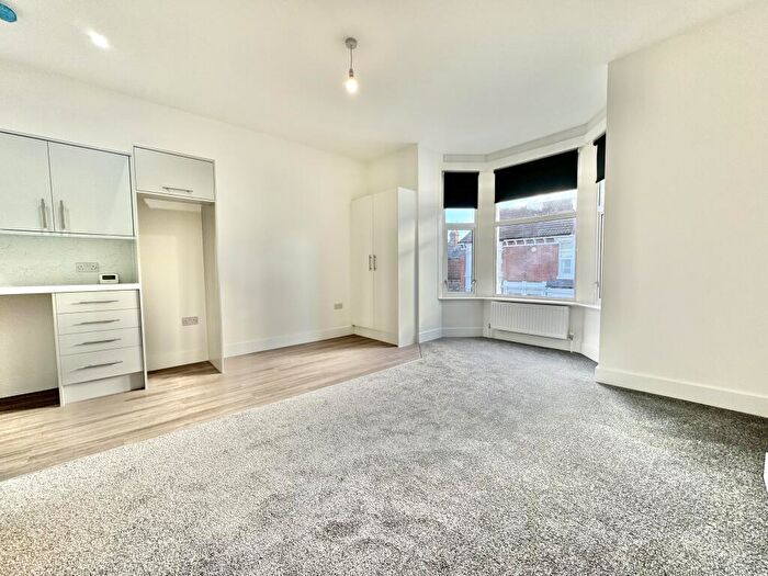 3 Bedroom Apartment To Rent In Angerstein Road, Portsmouth, PO2