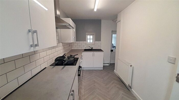 2 Bedroom End Of Terrace House To Rent In Windsor Street, Pentre, Rhondda Cynon Taff, CF41