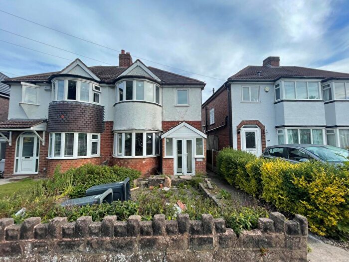 3 Bedroom Semi-Detached House To Rent In Durley Dean Road, Selly Oak, Birmingham, West Midlands, B29