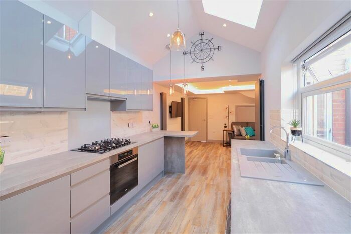5 Bedroom Terraced House To Rent In Welland Road, Stoke, Coventry, CV1