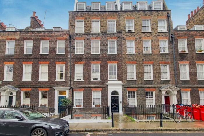 Studio To Rent In Colebrooke Row, Islington, London, N1