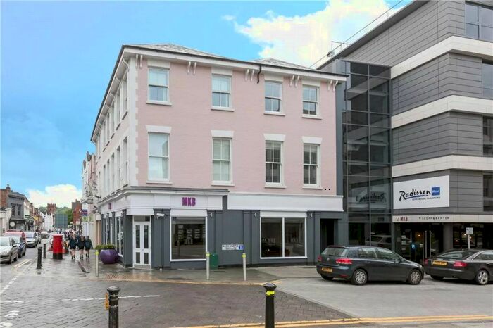 2 Bedroom Flat To Rent In High Street, Guildford, GU1