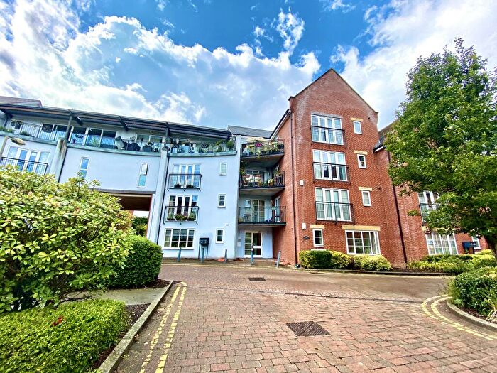 2 Bedroom Apartment To Rent In Smiths Wharf, Wantage, OX12