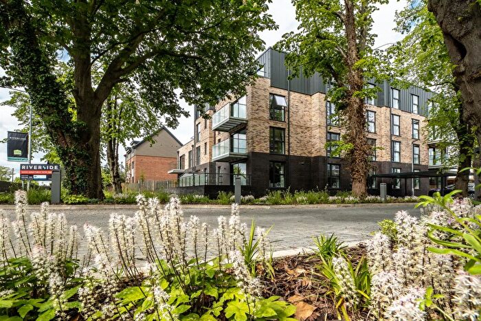 3 Bedroom Apartment To Rent In Wilford Lane, West Bridgford, NG2