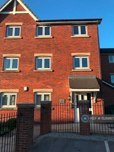 2 Bedroom Flat To Rent In Prospect Court, Morley, Leeds, LS27