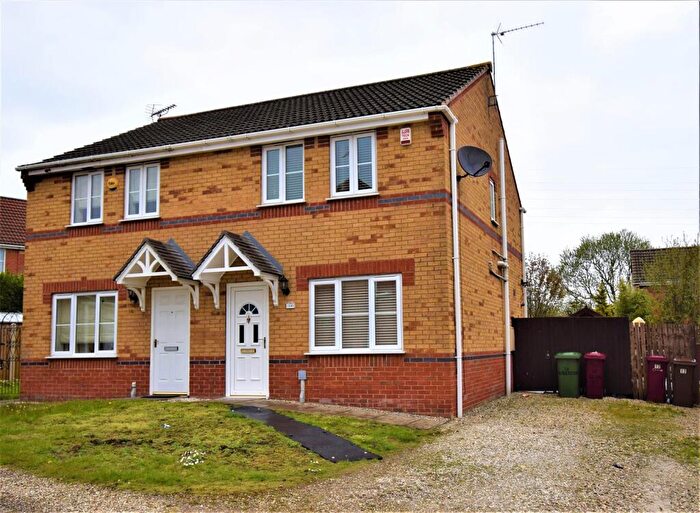 3 Bedroom Semi Detached House To Rent In Gloucester Court, Scunthorpe, DN15
