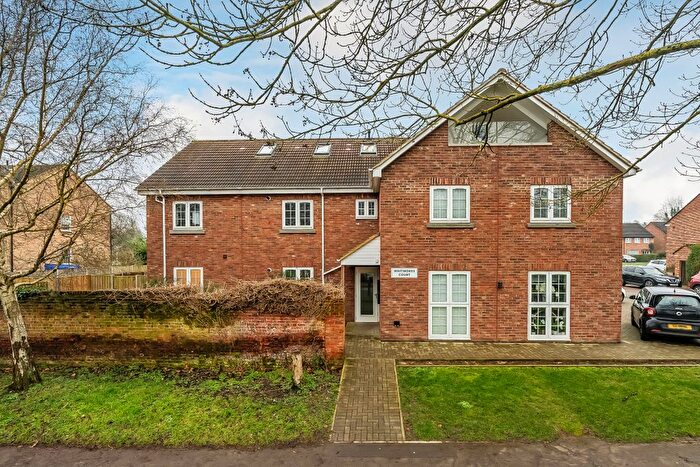 1 Bedroom Flat To Rent In Whitmores Close, Epsom, KT18