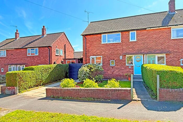 3 Bedroom Semi-Detached House For Sale In Manor Road, Knaresborough, HG5