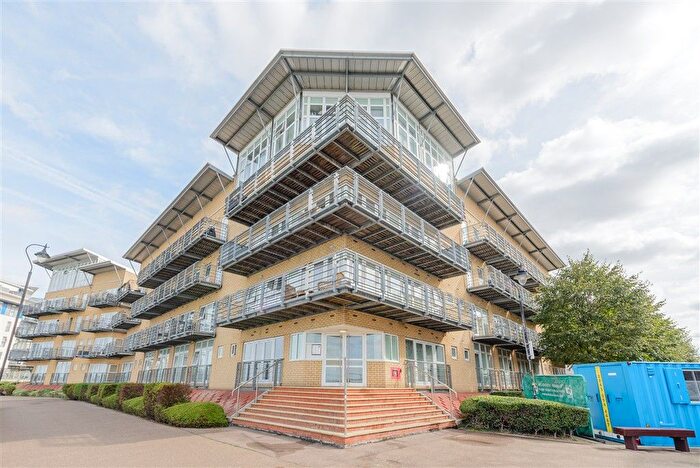 2 Bedroom Flat For Sale In Portland Place, Greenhithe, Kent, DA9