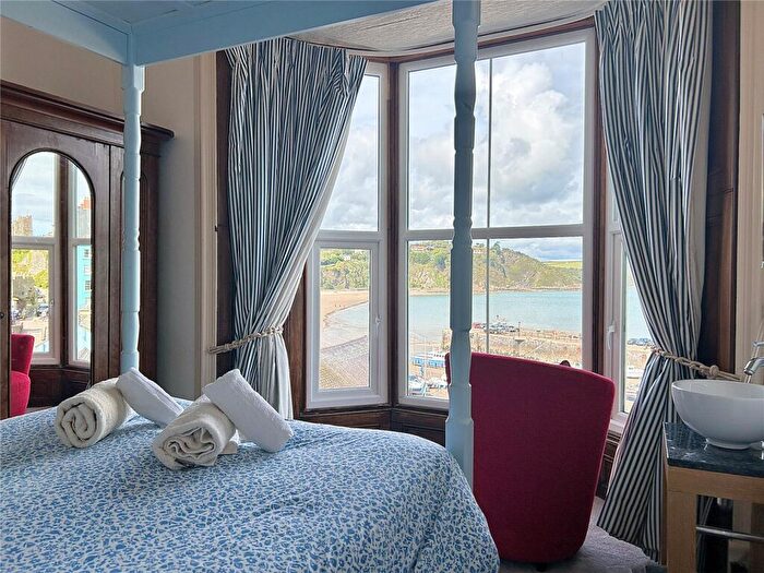 2 Bedroom Flat For Sale In Crackwell Street, Tenby, Pembrokeshire, SA70