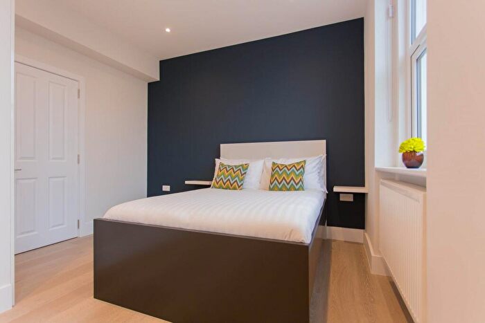 Studio To Rent In Room, Hornsey Road, Holloway, N7